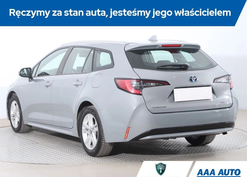 Toyota Corolla cena 76000 przebieg: 89356, rok produkcji 2019 z Mieroszów małe 301